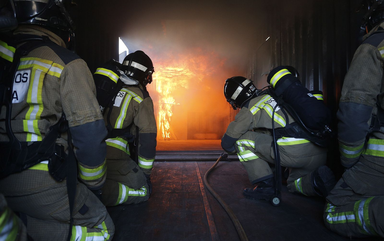 Muere un hombre de 58 años en el incendio de una vivienda en Écija