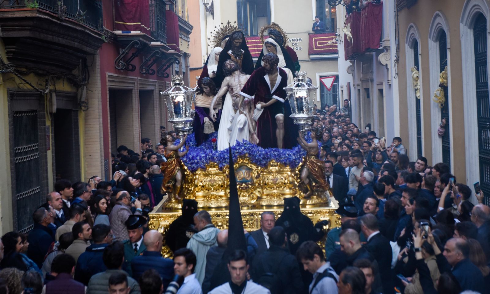 Las imágenes de la Hermandad de Santa Marta en la Semana Santa de Sevilla 2024