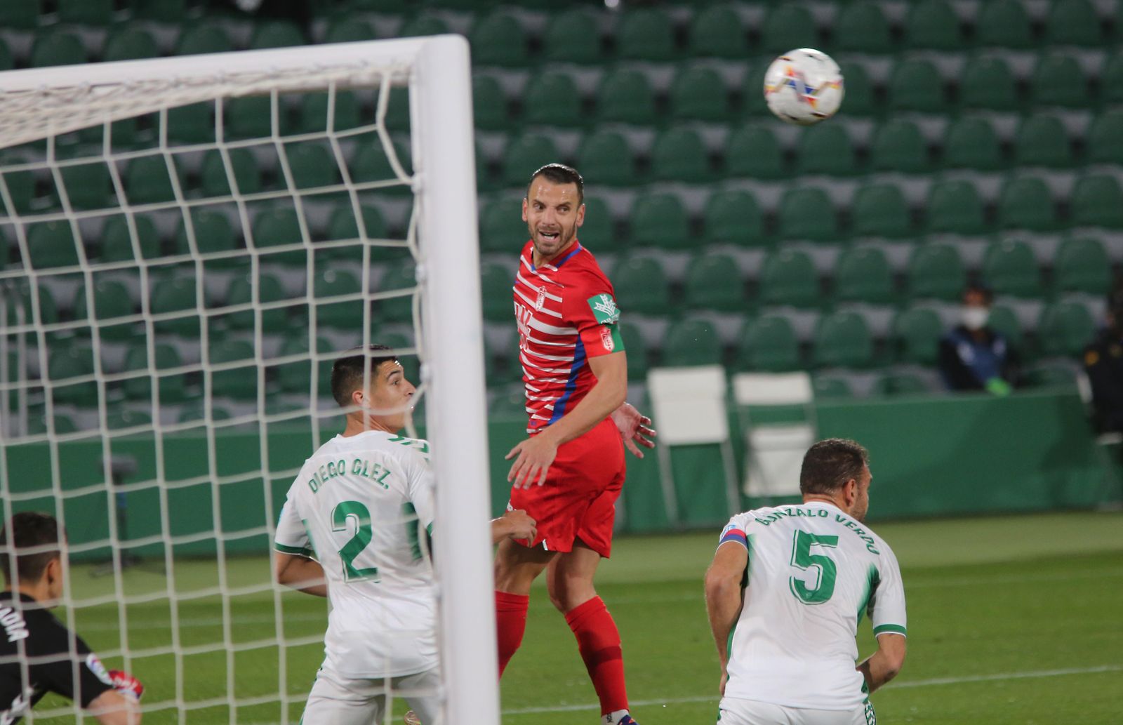 Soldado es la referencia de los rojiblancos en ataque pero necesita marcar.
