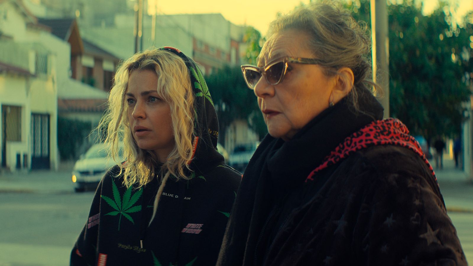 Dolores Fonzi y Rita Cortese en una imagen del filme.