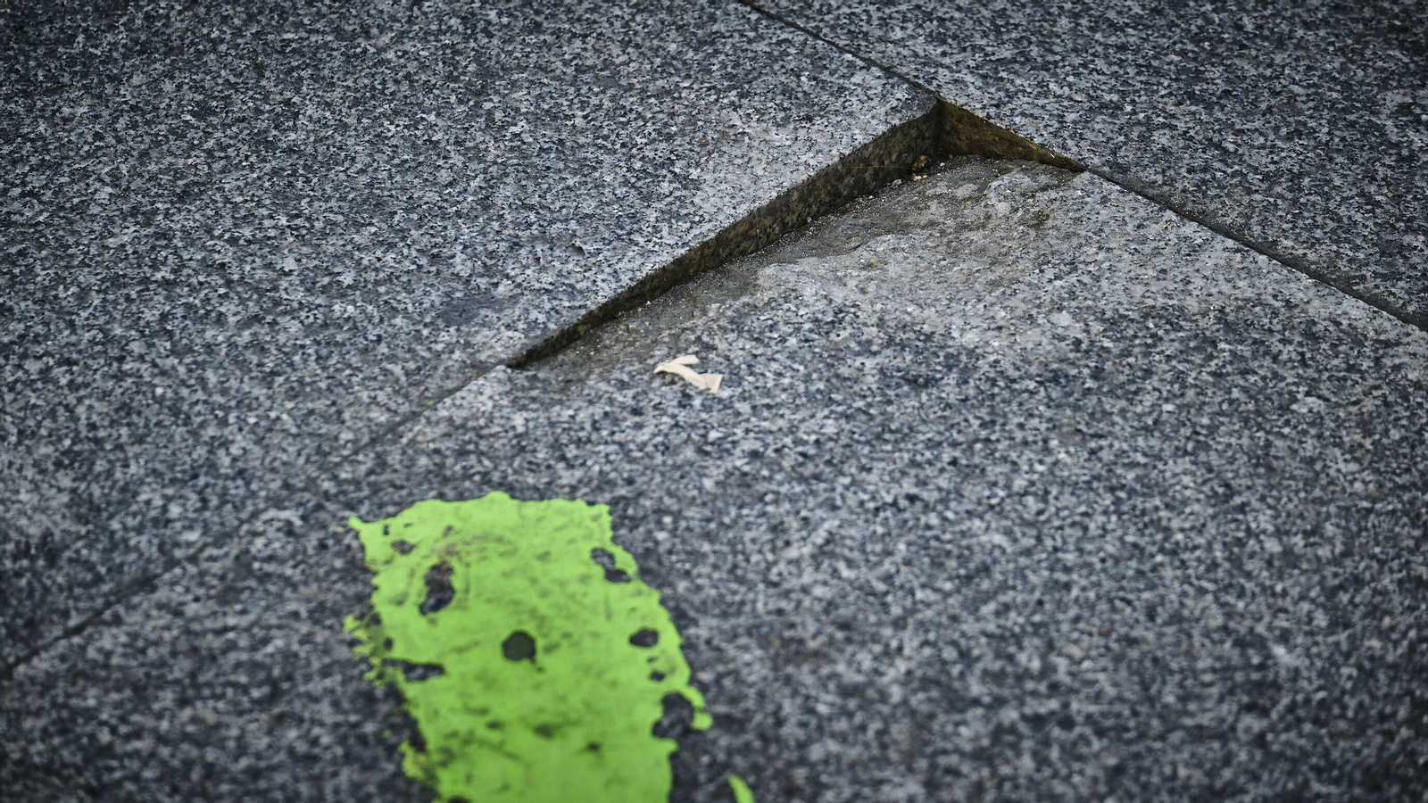 Estado del pavimento en plaza San Juan de Dios