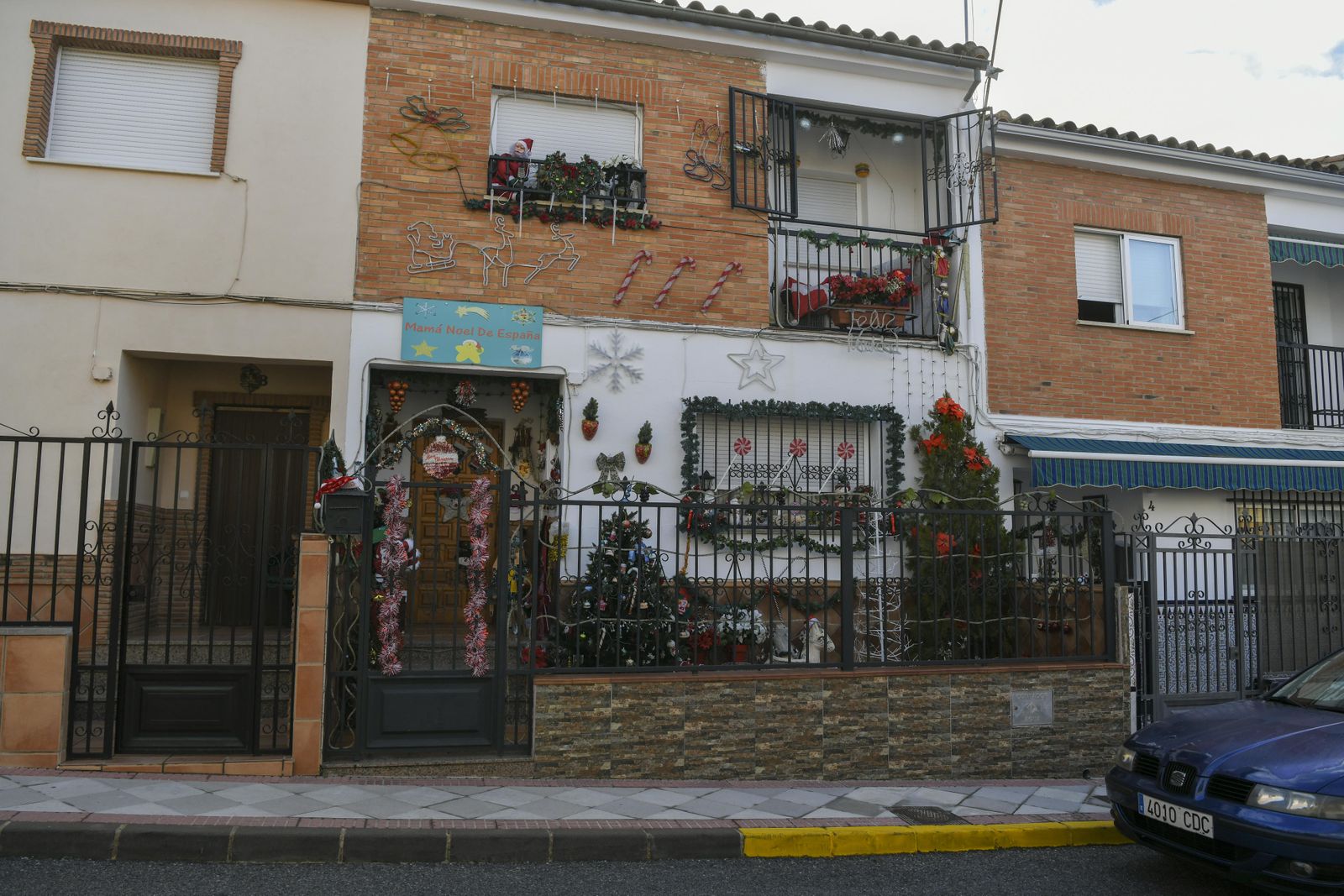 Fotos de la casa decorada por Navidad de la Mamá Noel de España