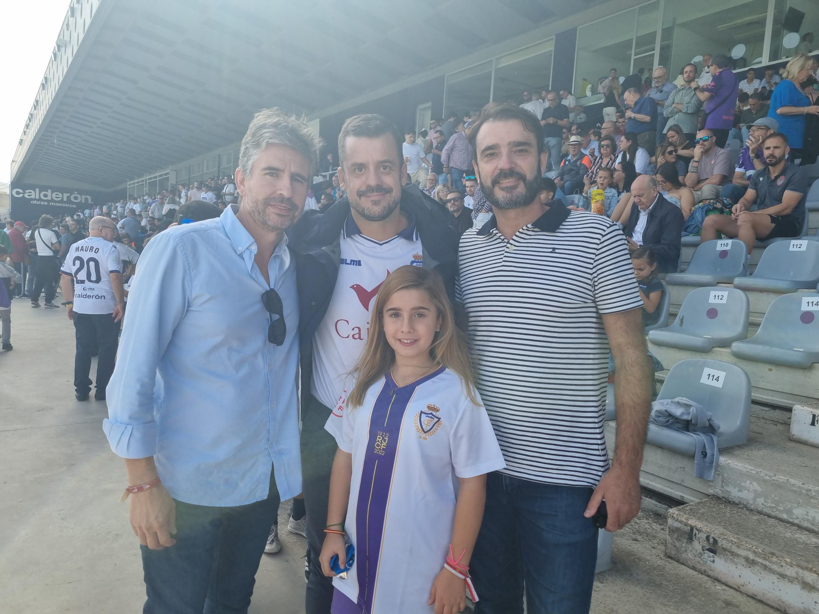 La afición lagarta en el empate entre el Real Jaén y UD Melilla, en imágenes