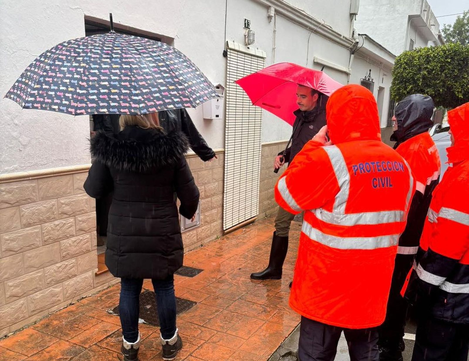 El Ayuntamiento recomienda a los vecinos tener preparado un kit en caso de evacuación.