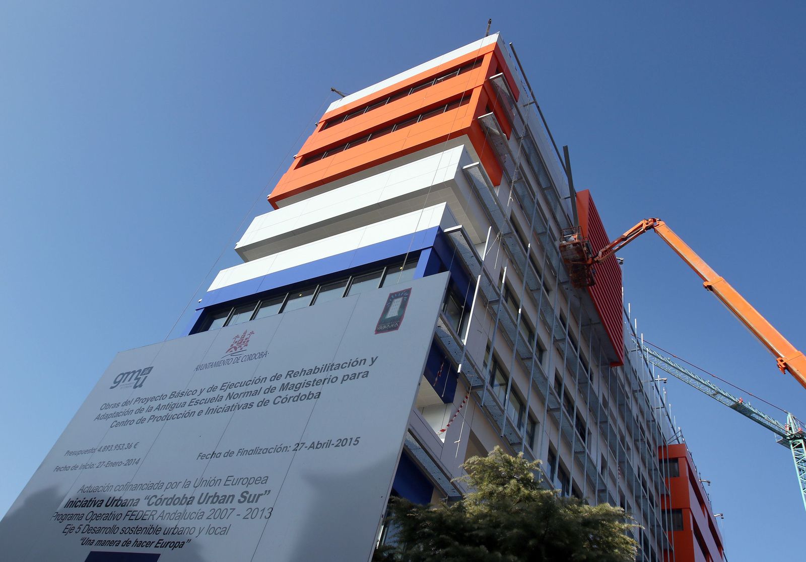 La Normal de Magisterio, durante su construcción.