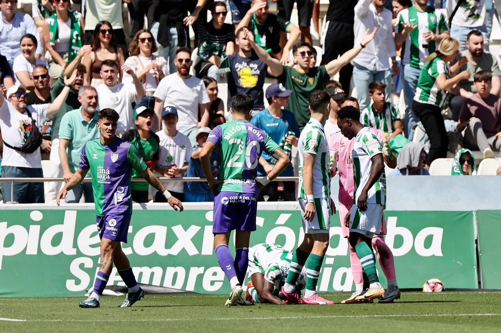 El Córdoba - Málaga CF, en fotos