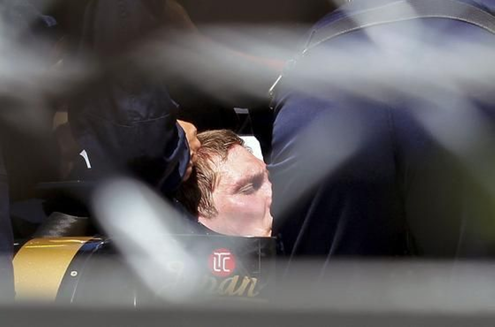 Vitaly Petrov sufrió un accidente en el Gran Premio de Mónaco.

Foto: EFE