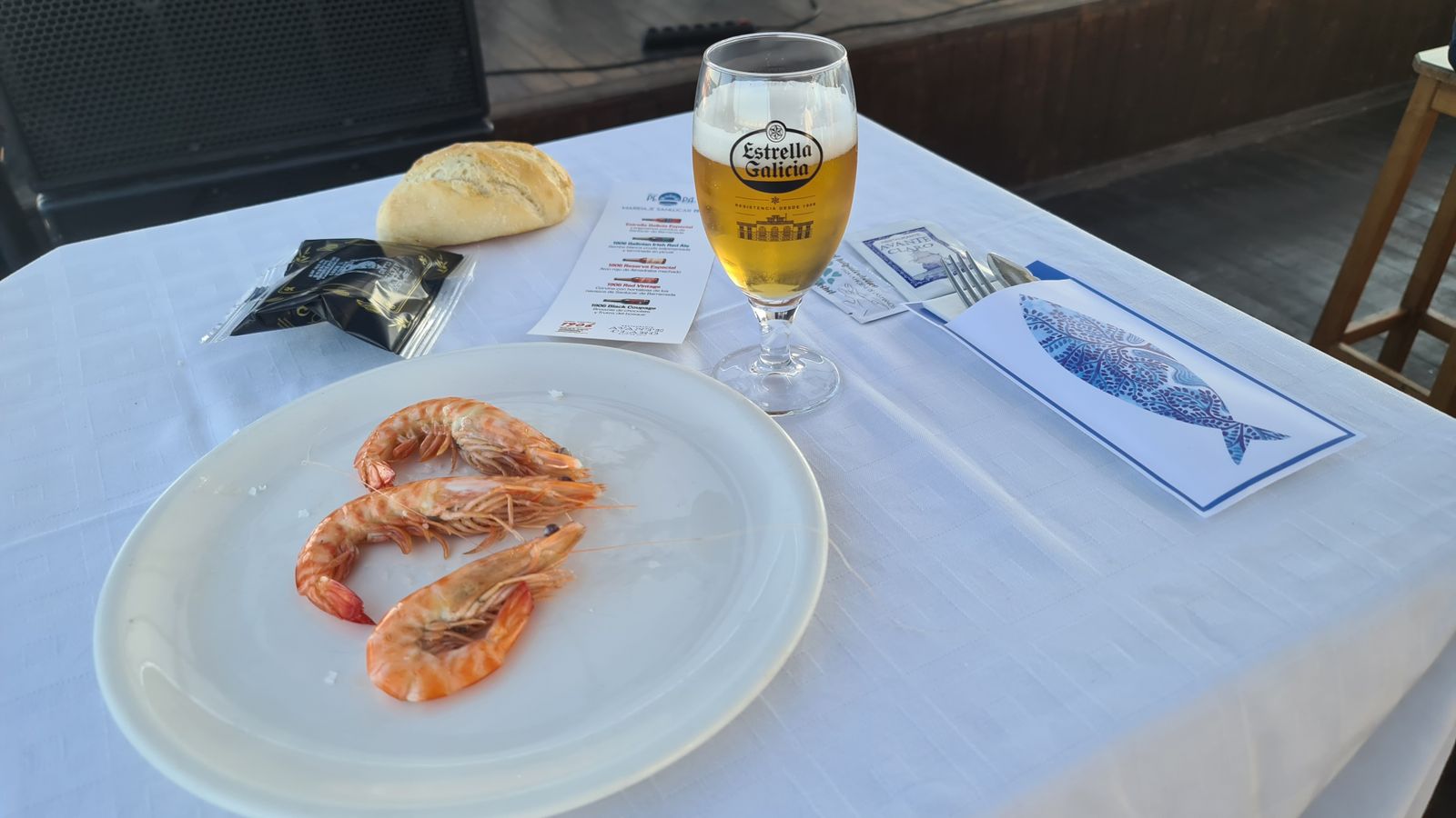 Langostinos y Estrella Galicia Especial