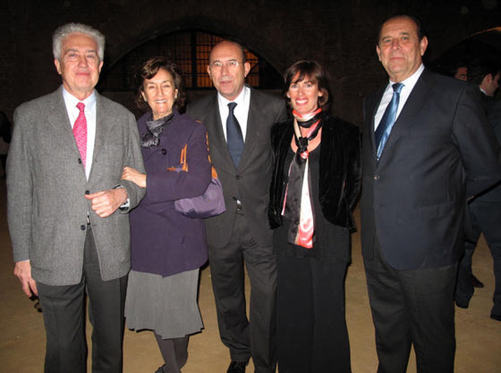 Juan Carlos Caballero, del Grupo Caballero; Concha Represa, Francisco Ferraro, la empresaria Nanda Hernández y Antonio Ferraro, presidente de Desarrollo de Turismo Andaluz. / Juan Carlos Vázquez