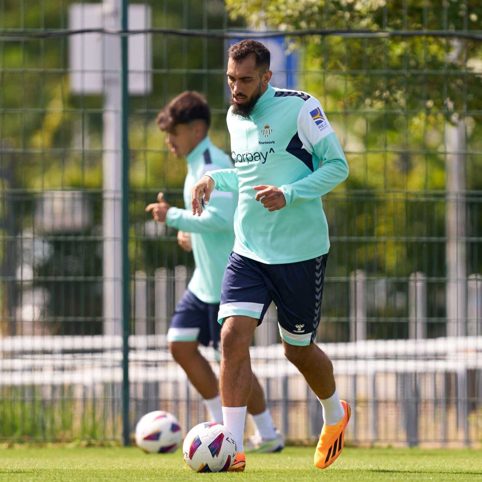 Pretemporada  del Betis: Fotos del primer día de entrenamiento en Wolfsburgo