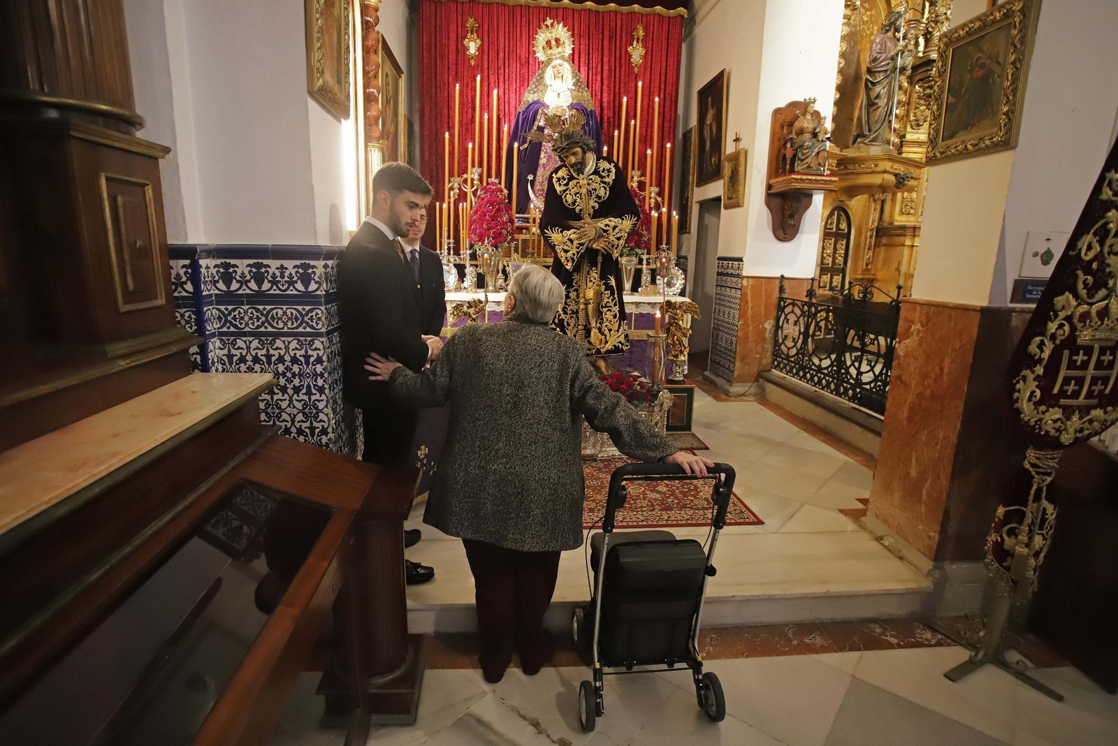 El Solemne besamanos a Jesús del Gran Poder de La Línea, en imágenes