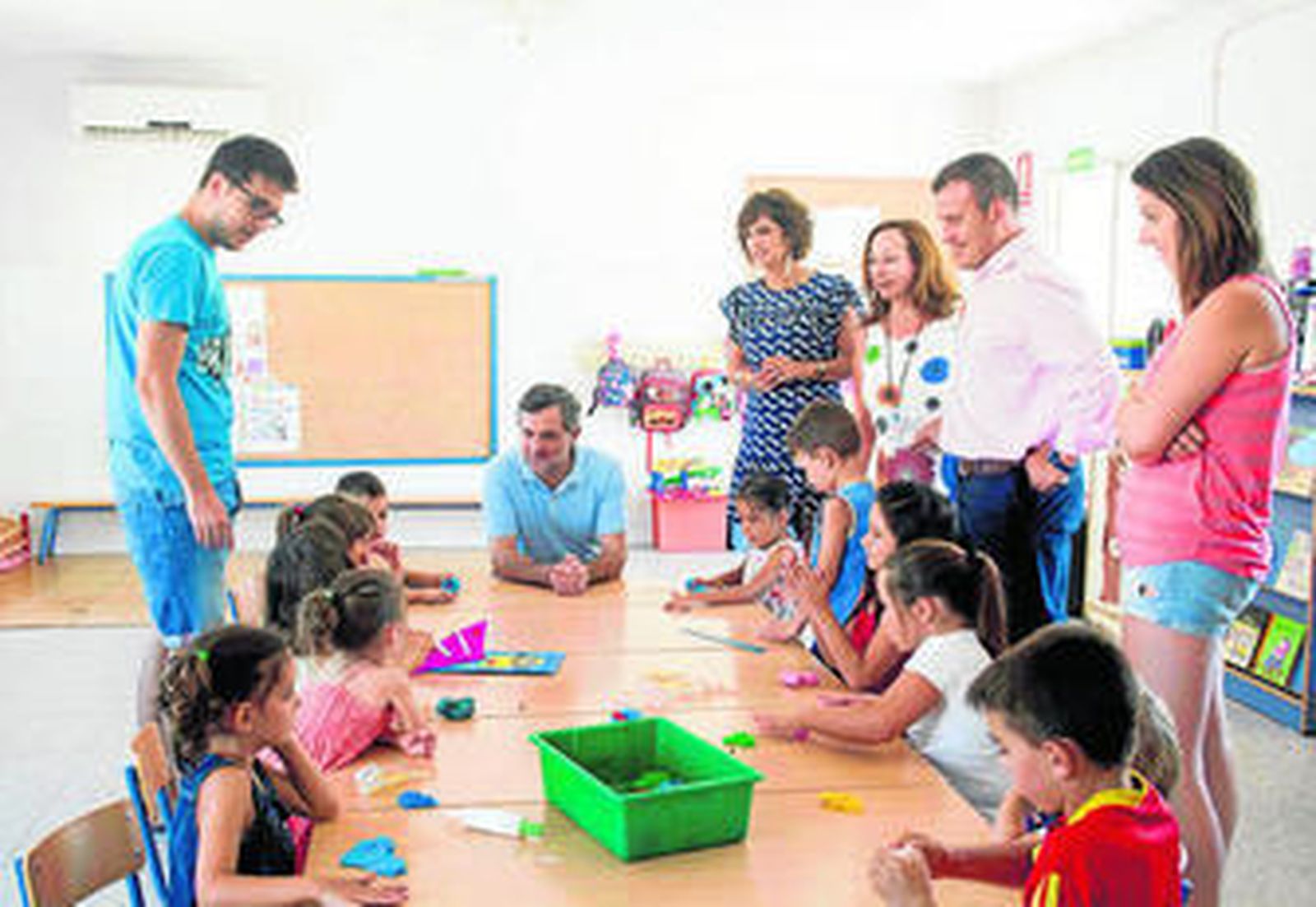 El diputado provincial de Bienestar Social hizo una visita a los pequeños para conocer las actividades que realizan.