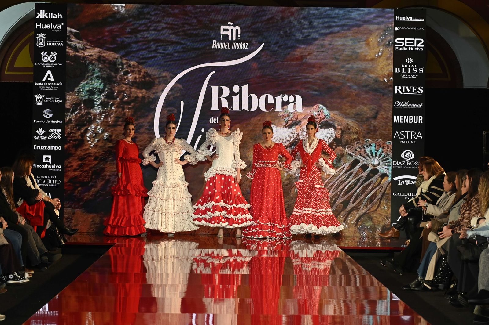 Huelva Flamenca 2026: Desfile de Raquel Muñoz