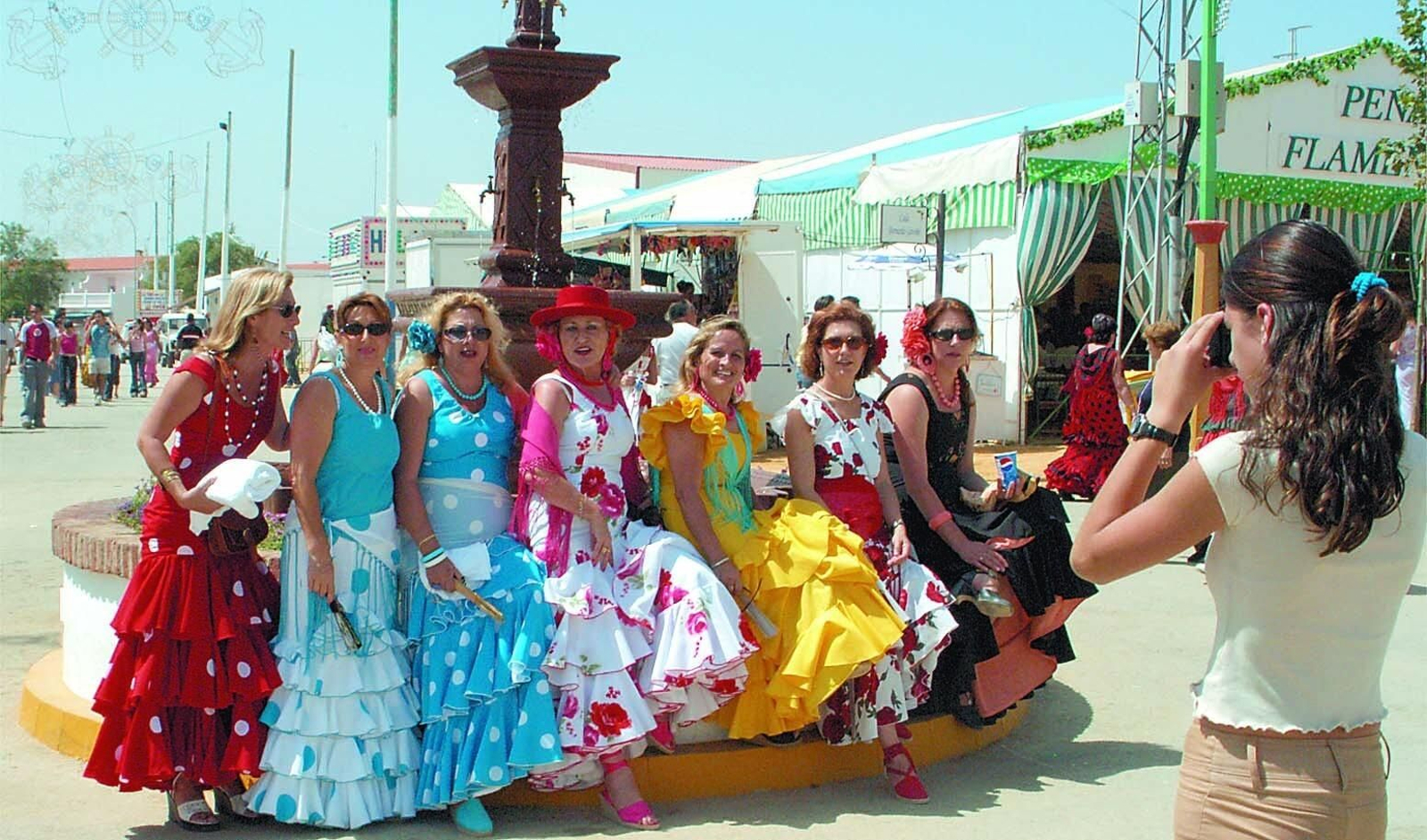 2003. ¡Qué no se pierdan esas fotos en la fuente!