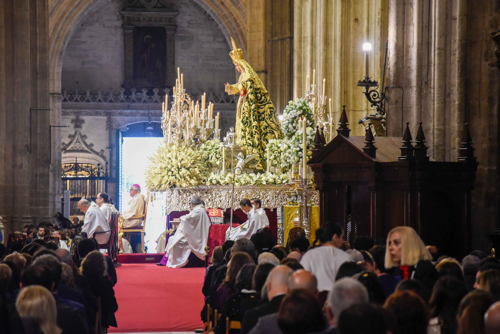 Función conmemorativa de la Esperanza de Triana