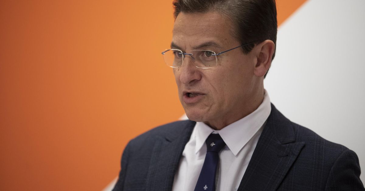El alcalde de Granada ve pocos cambios en las medidas de la Junta