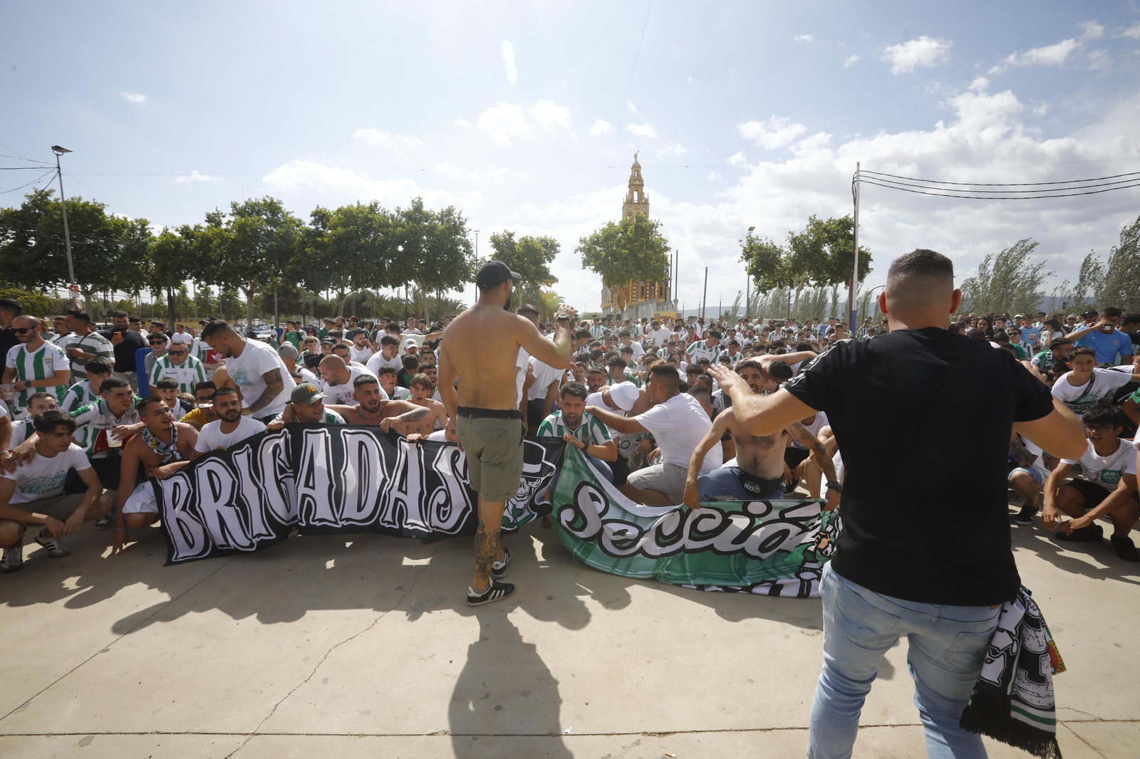 Las mejores fotos de la 'Fan Zone' del Córdoba CF antes del partido ante la Ponferradina