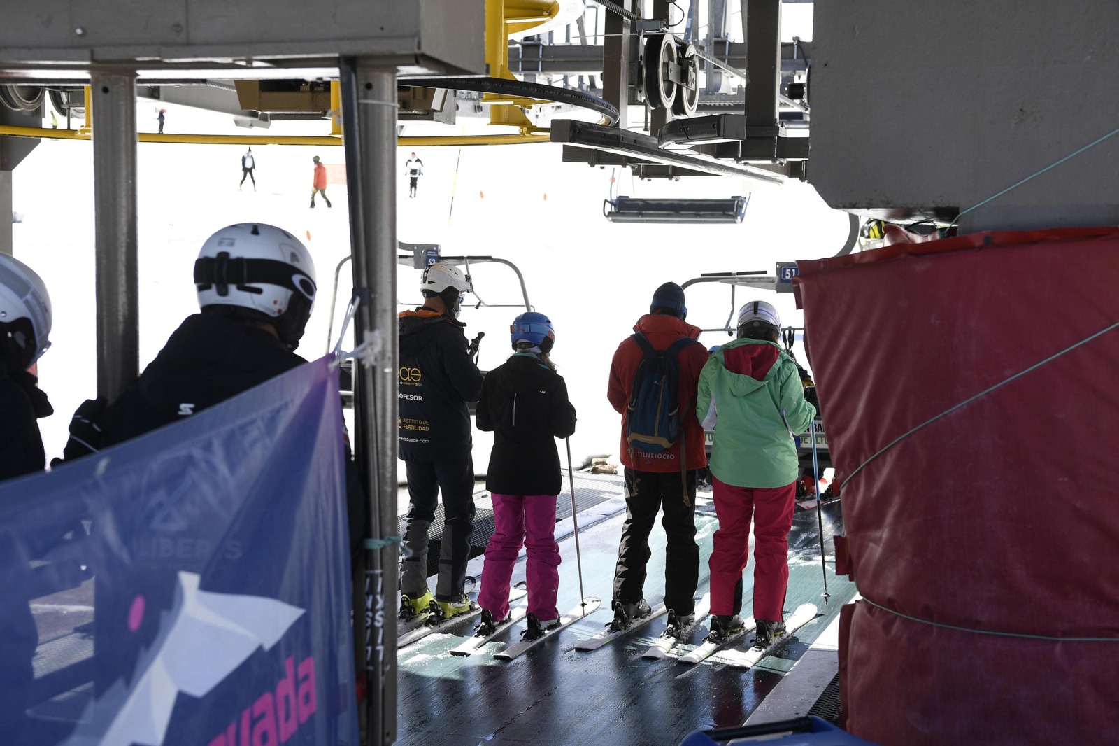 Fotos del último día de esquí en Sierra Nevada