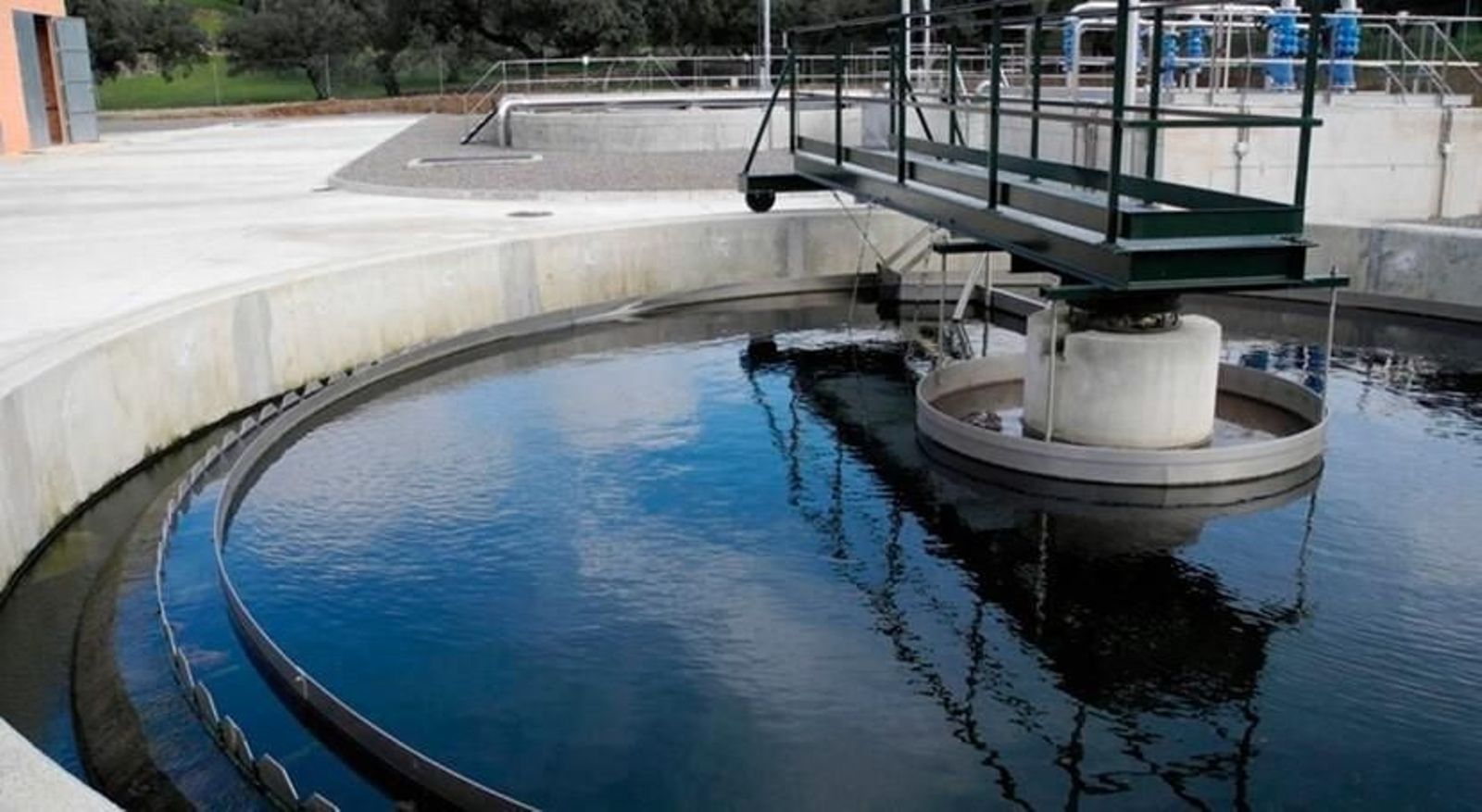 La EDAR de Moguer, que será ampliada y mejorada.