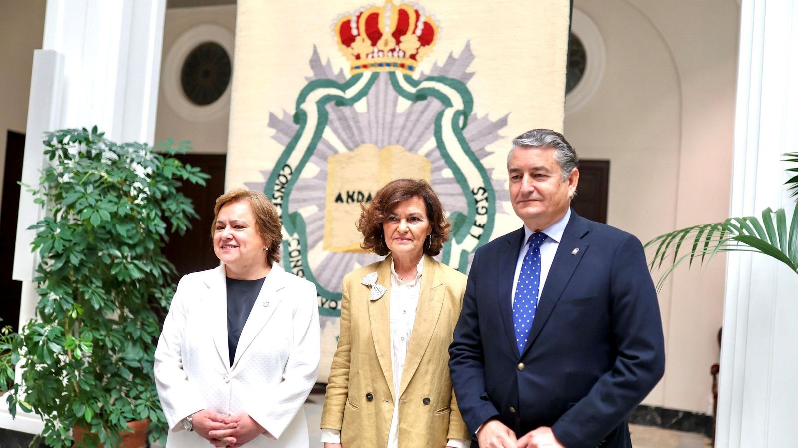 María Jesús Gallardo, Carmen Calvo y Antonio Sanz inauguran la jornada "Diez años de la ley 39/2015"