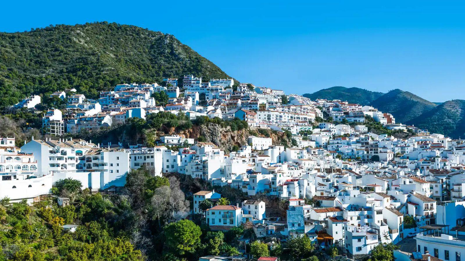 Una panorámica de Ojén.