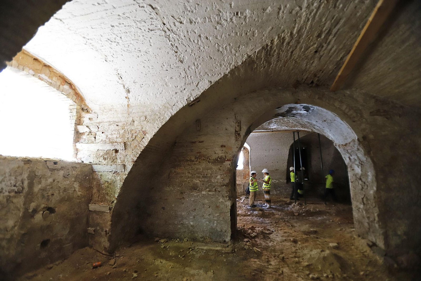 Visita a las entrañas del antiguo mercado de Santa Fé de Huelva