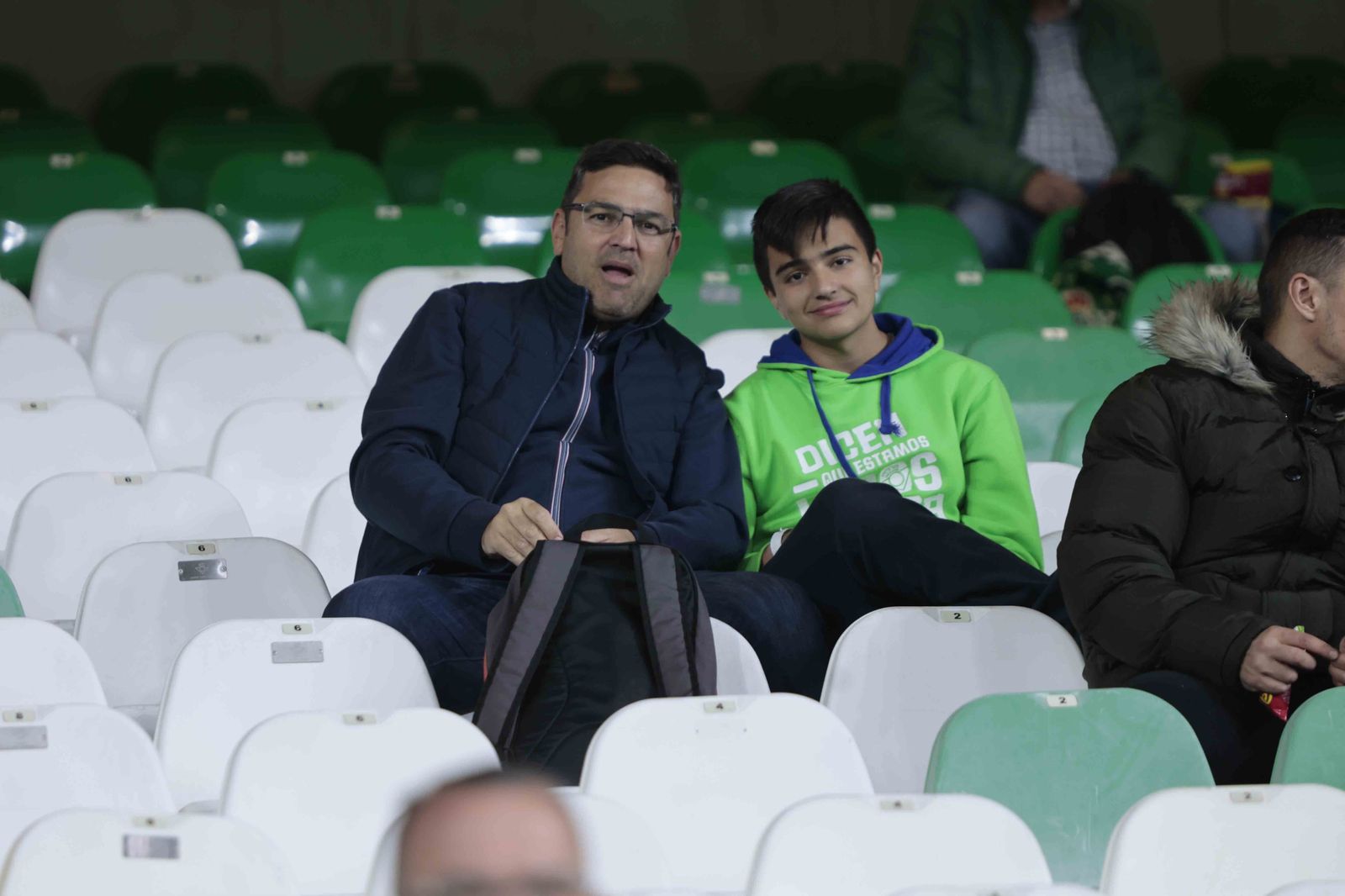 Búscate en las gradas del Villamarín