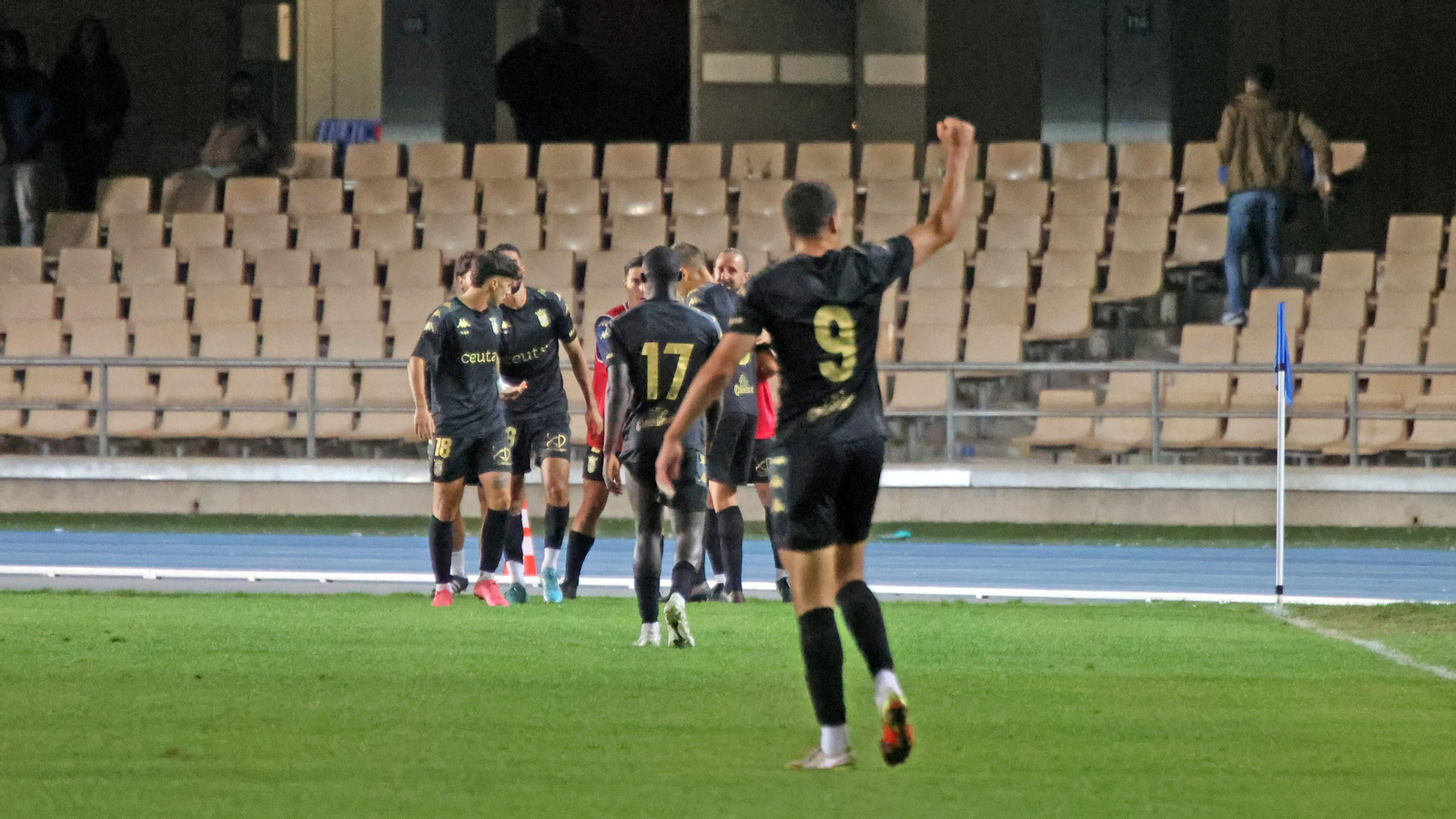 Xerez DFC - Ceuta B en el Municipal de Chapín en Jerez