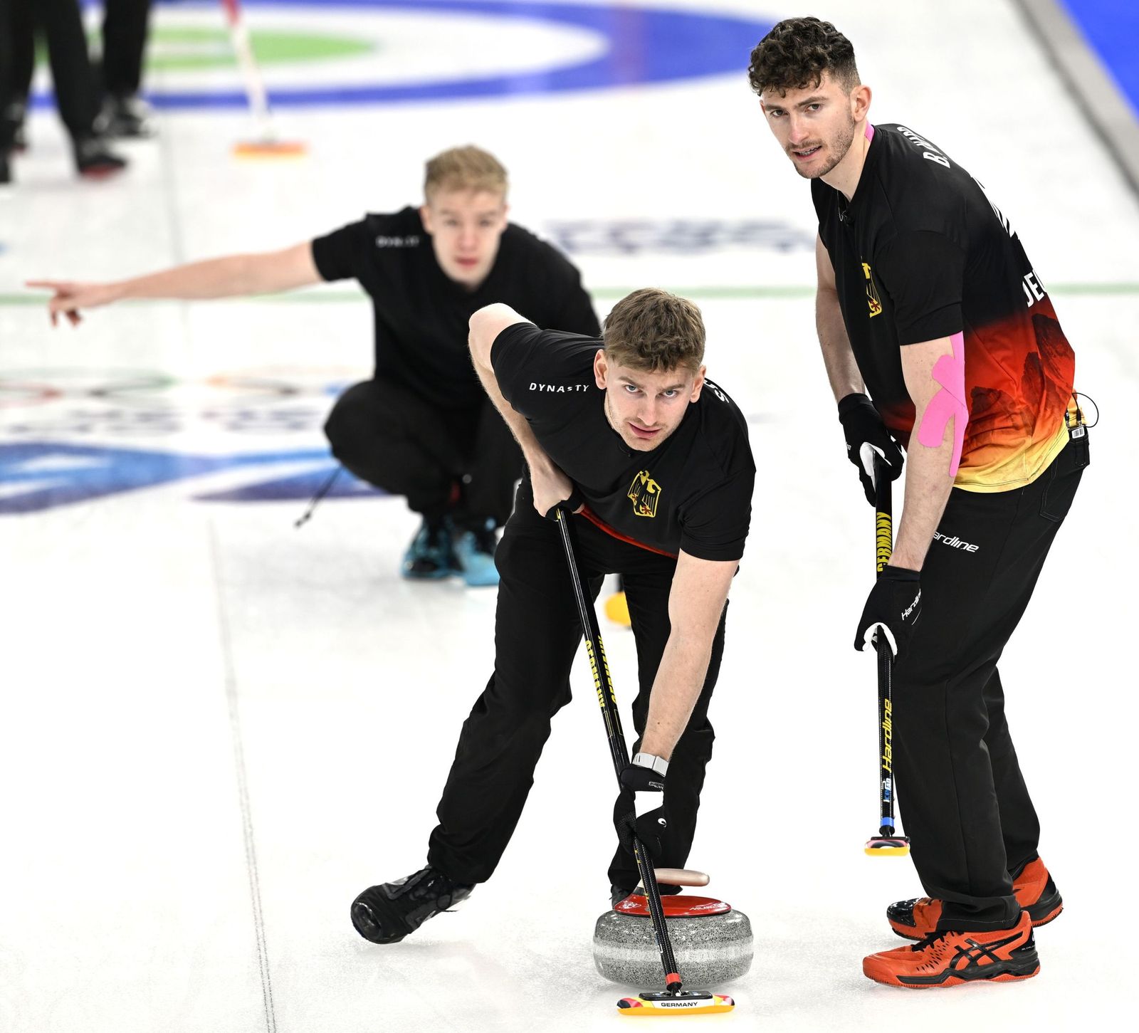 Las mejores fotos de los Juegos Olímpicos de invierno Milán Cortina d'Ampezzo 2026 | Jornada 12