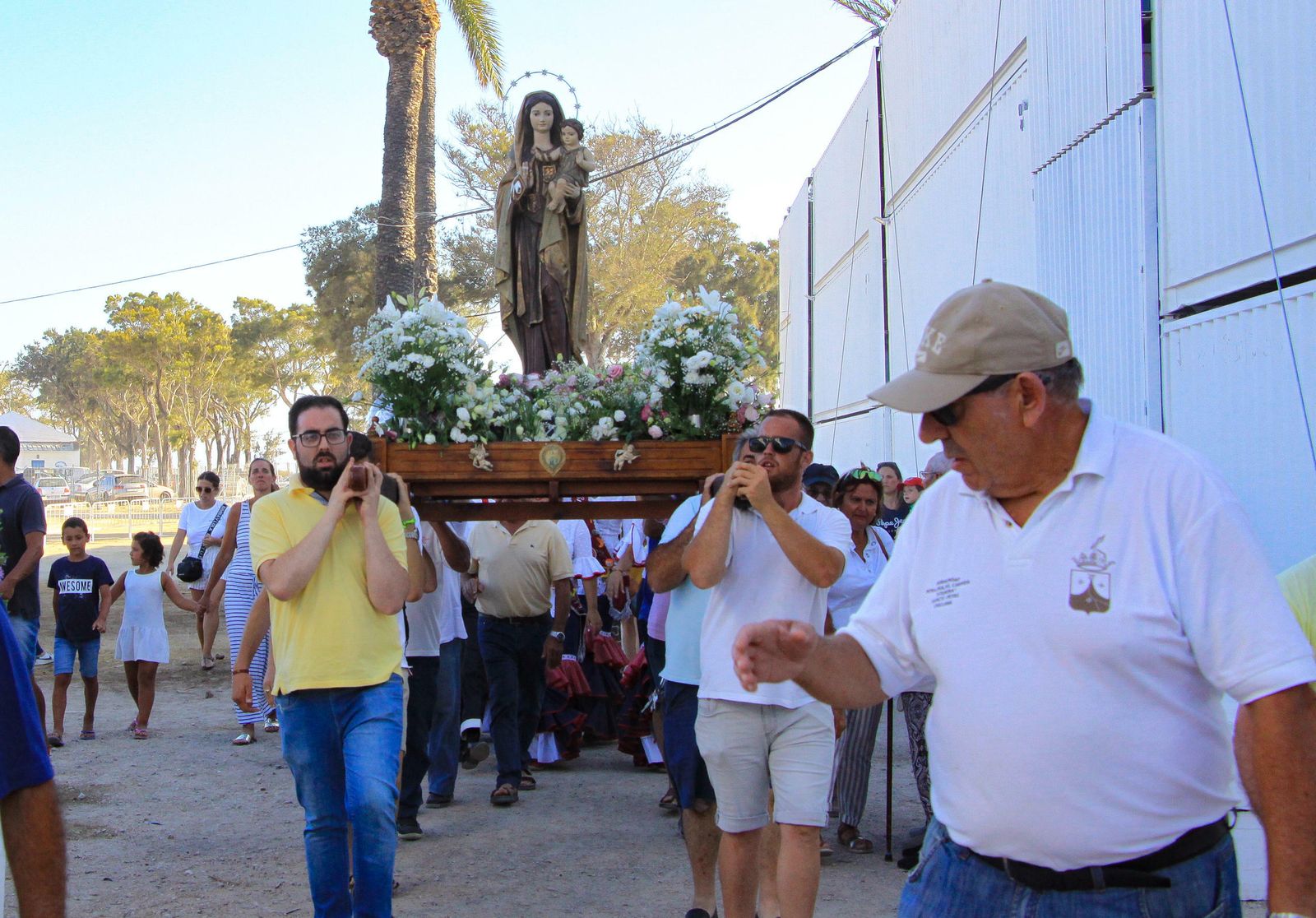 Procesión marinera y celebraciones de la Virgen del Carmen en Sancti Petri
