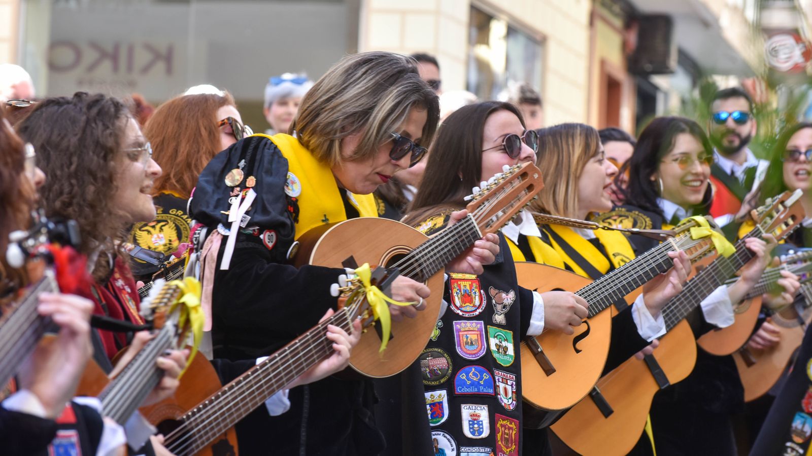 Fotos del pasacalles del X Certamen Internacional de Tunas Ciudad de Algeciras