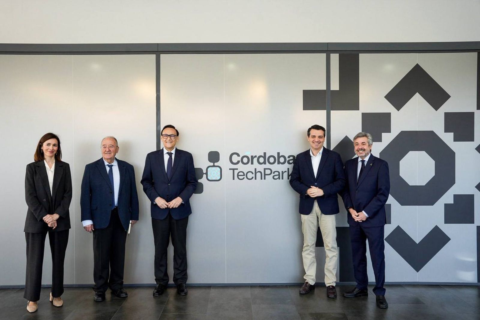 Foto de familia de la presentación de Córdoba TechPark
