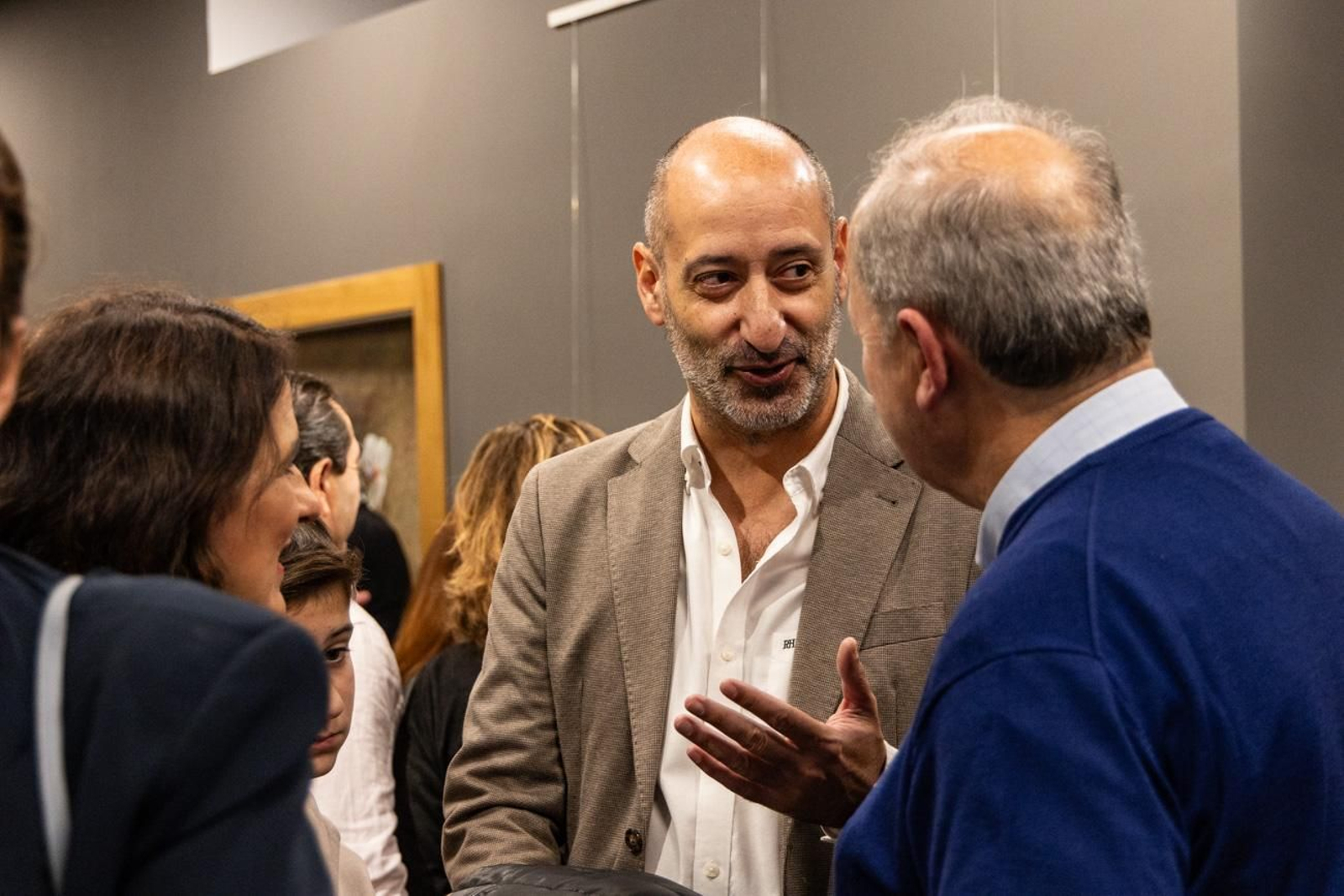 Inauguración de la exposición 'Materia común', de los pintores Paco y Alberto Carrillo