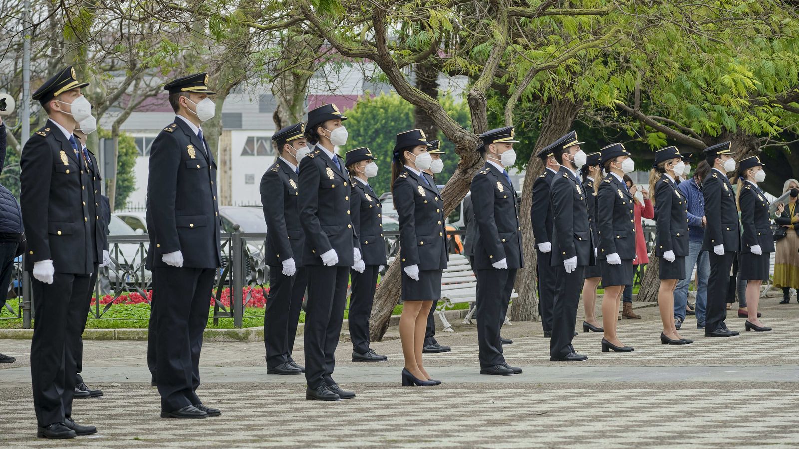Acto de  juramento de 22 nuevos inspectores de la Policía Nacional en la Plaza de España.