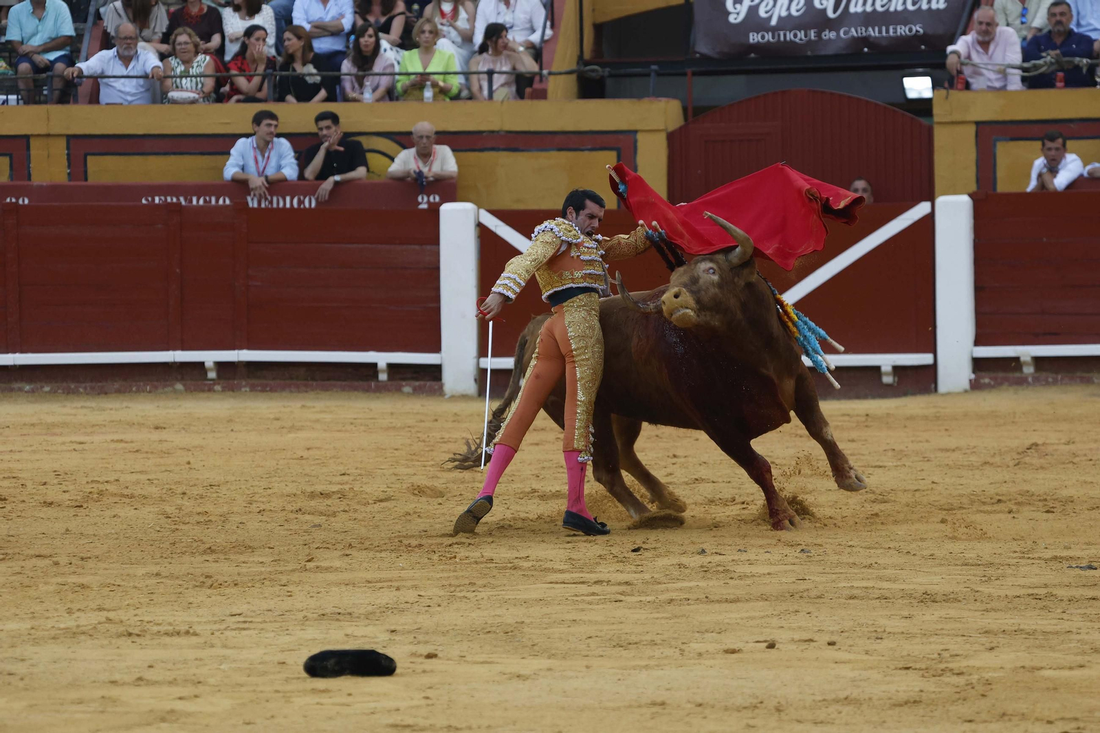 Fotos de la brava corridade La Palmosilla con Emilio de Justo, Borja Jiménez y David de Miranda