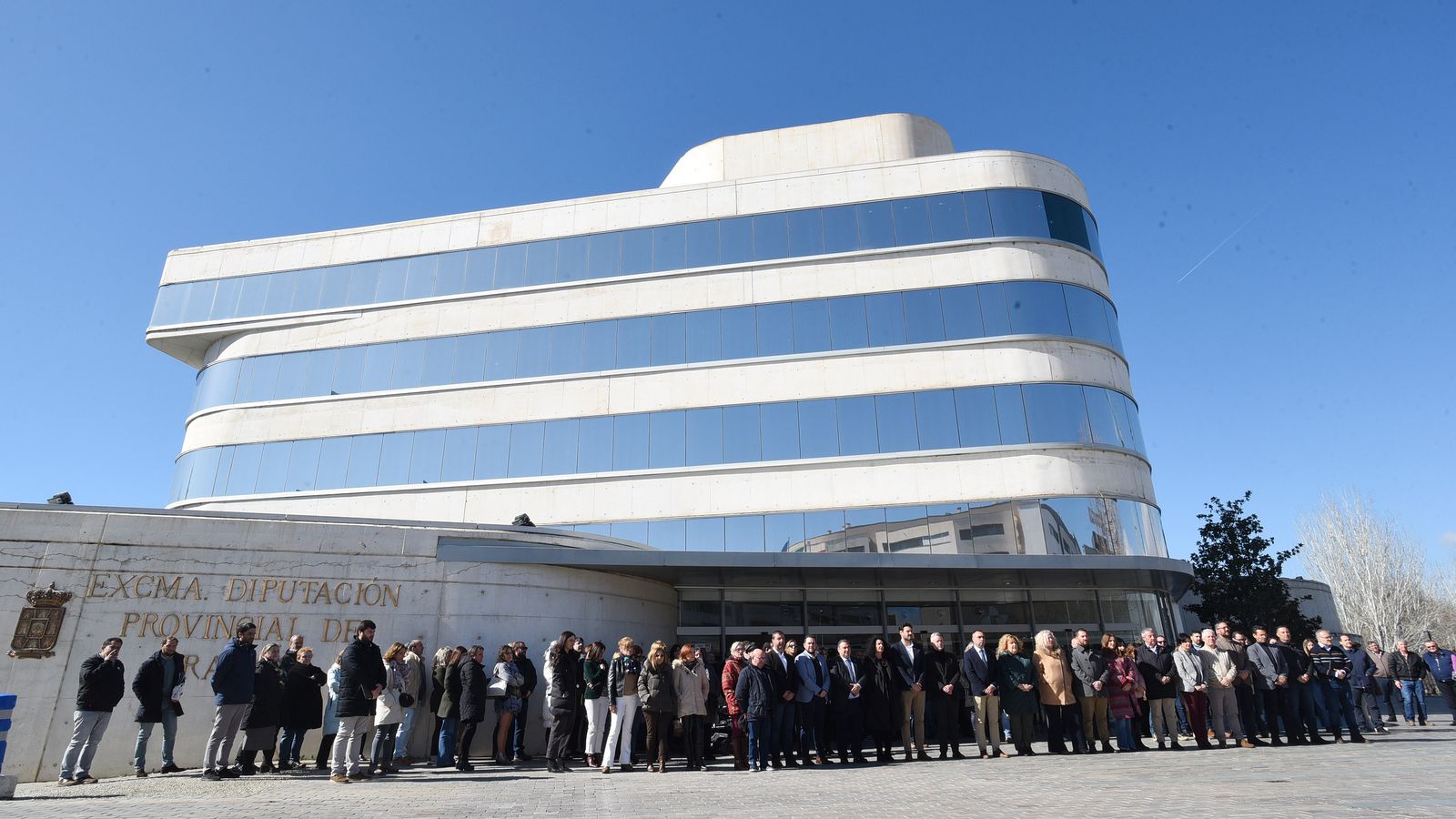 Minuto de silencio con motivo del 11M en la sede de la Diputación Provincial