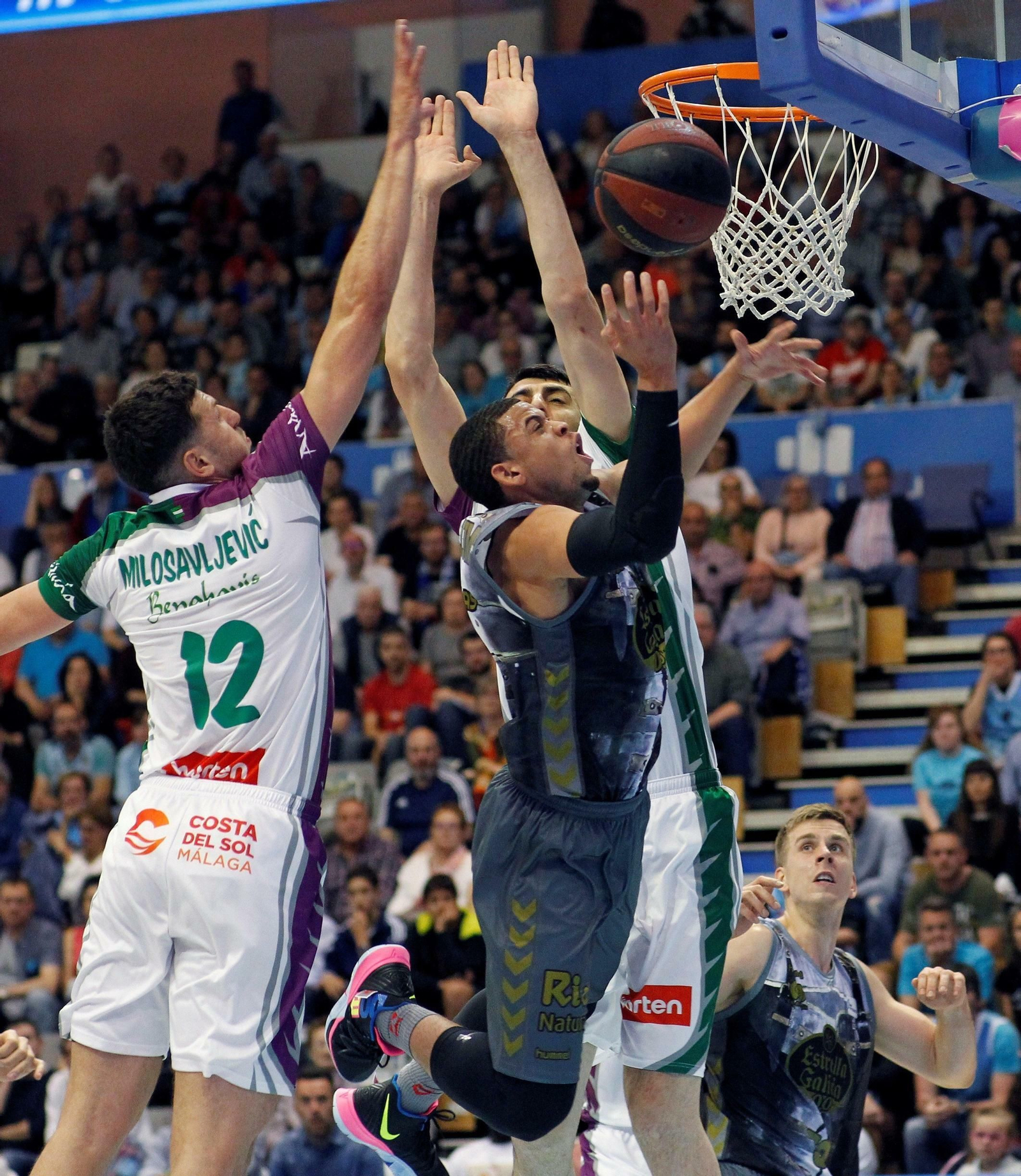 El Breogán - Unicaja Baloncesto, en fotos