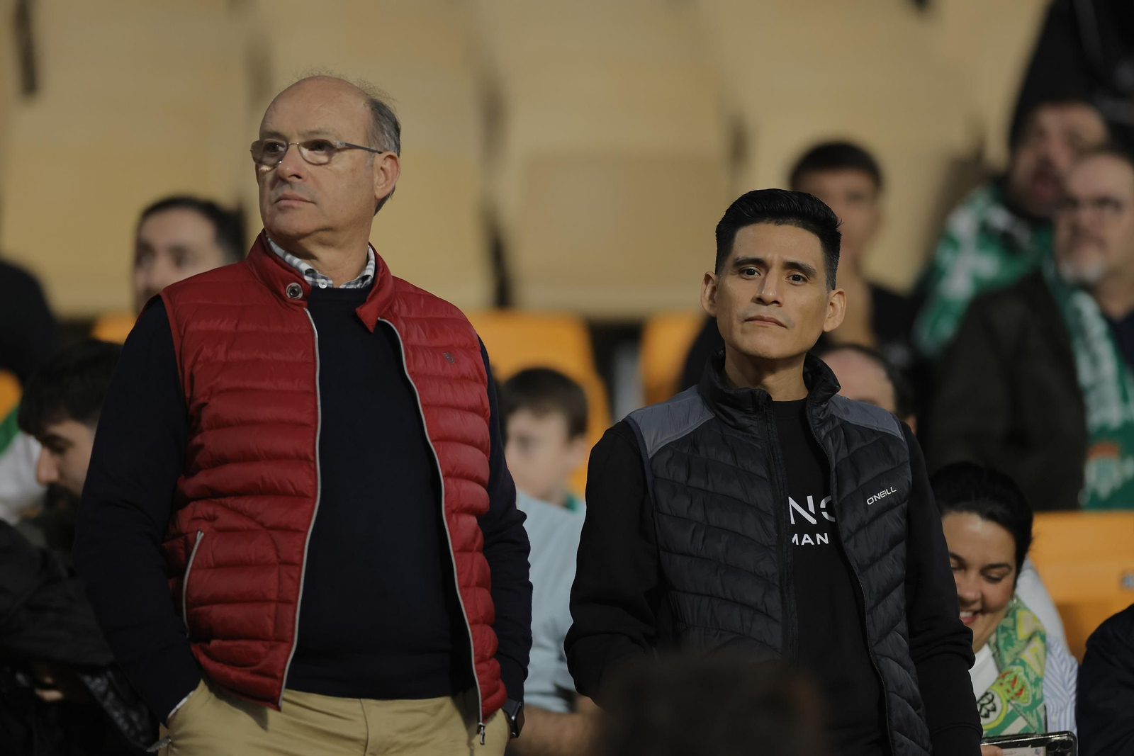 Búscate en las fotos del Betis - Olympique Lyonnais