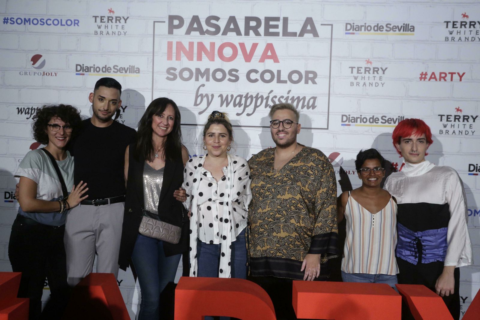 Helena Moral, Adrián Mesa, Pilar Ruíz, Jennifer Vargas, Daniel Durán, Pilar Portillo y Carlos Javier Vicente.