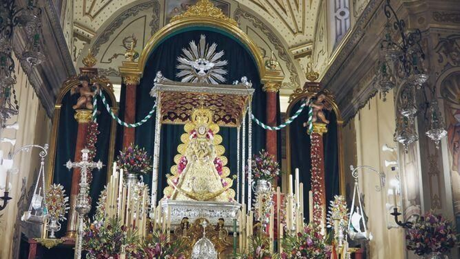 Visita a la Virgen del Rocío en Almonte