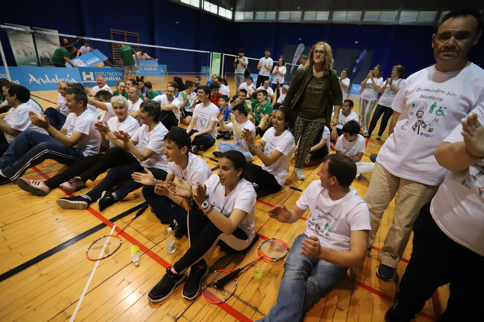 Imágenes de Carolina Marín en el Palacio de deportes, con la asociación Inclusivo, que ella misma Amadrina