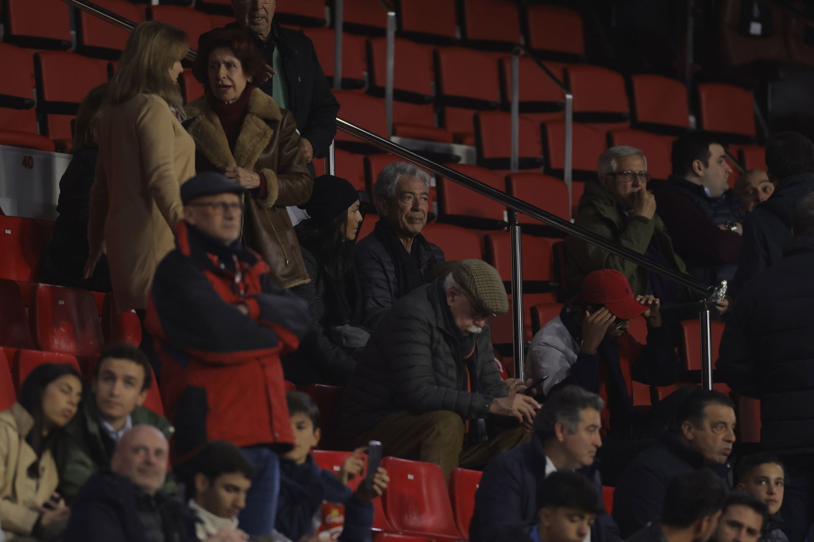 Búscate en las fotos del SEVILLA FC-PSV EINDHOVEN