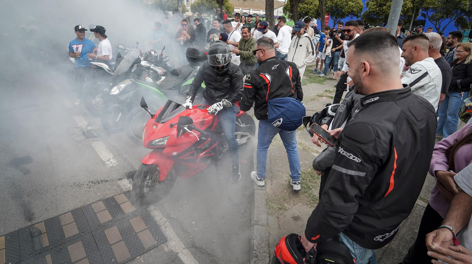 Imágenes del ambientazo en Jerez el viernes de Gran Premio de motos