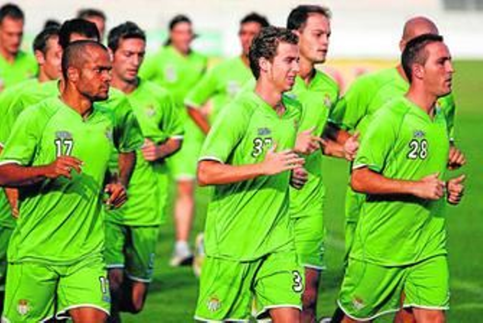 Al entrenamiento de ayer faltó Sergio García, que es duda para el compromiso ante el Recre.