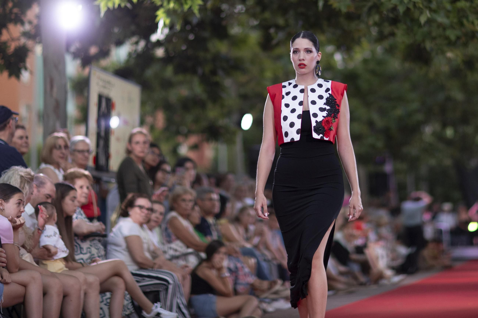 Las mejores imágenes de la primera pasarela flamenca del Distrito Norte de Granada