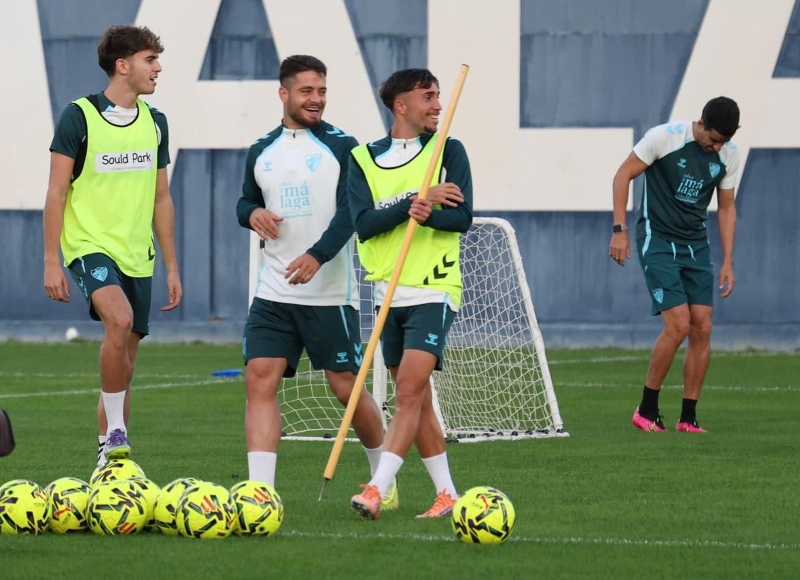 Adrián Niño y Carlos Puga apuntan al Málaga CF-Córdoba