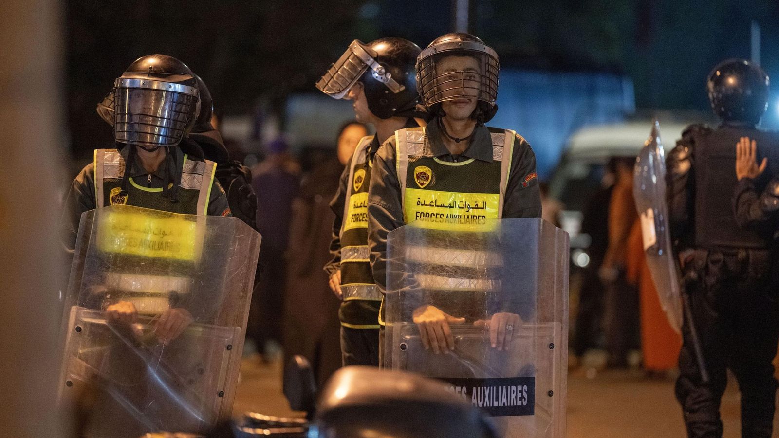 Agentes antidisturbios en una de las concentraciones de jóvenes en Rabat, esta semana.