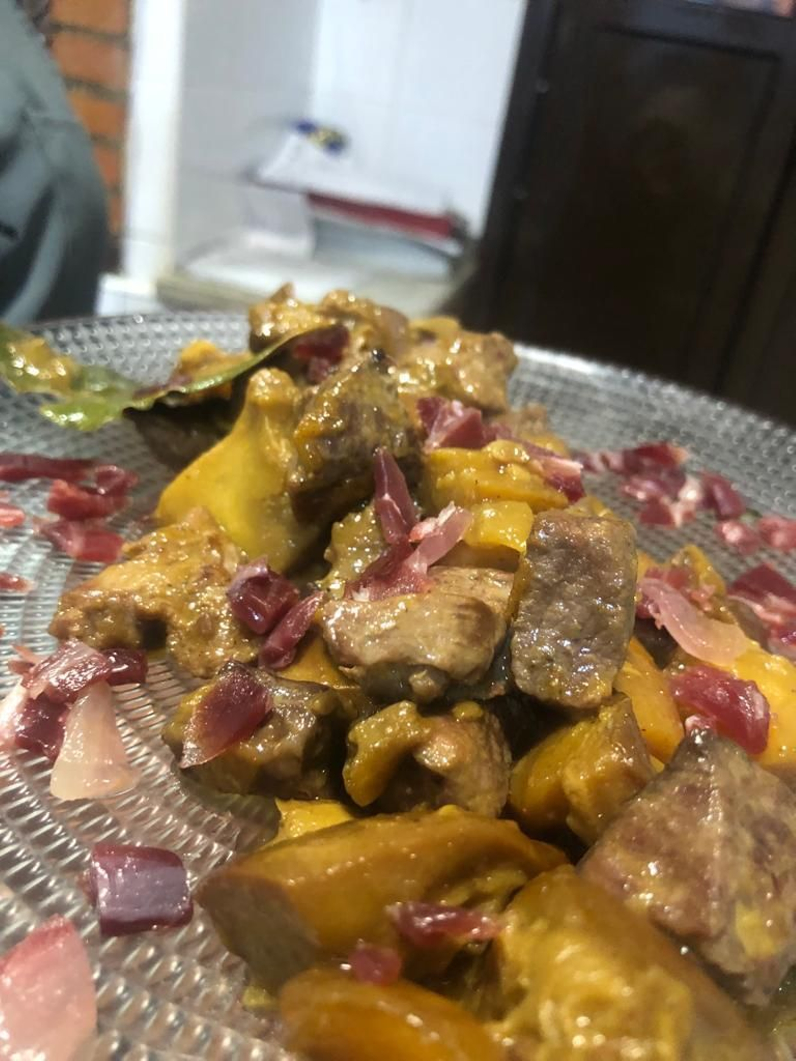 Presa con setas y jamón ibérico