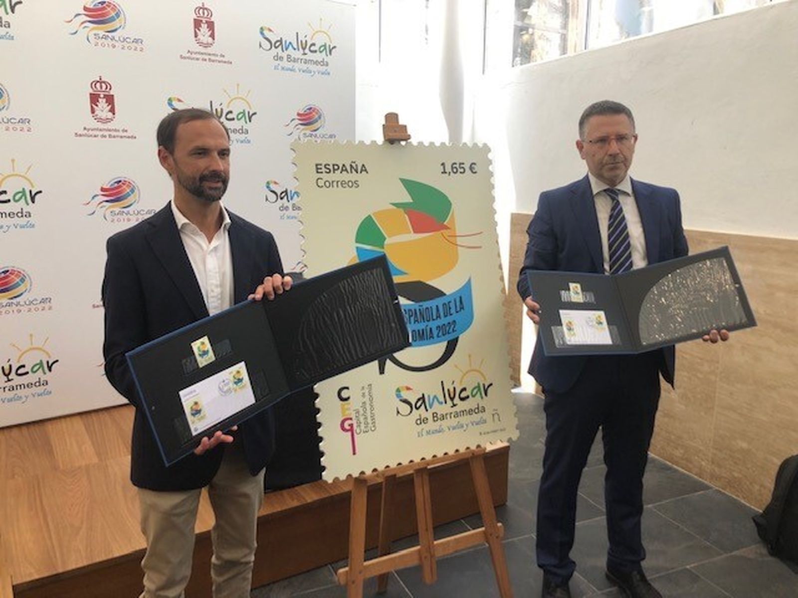 Presentación del sello dedicado a Sanlúcar como capital gastronómica.