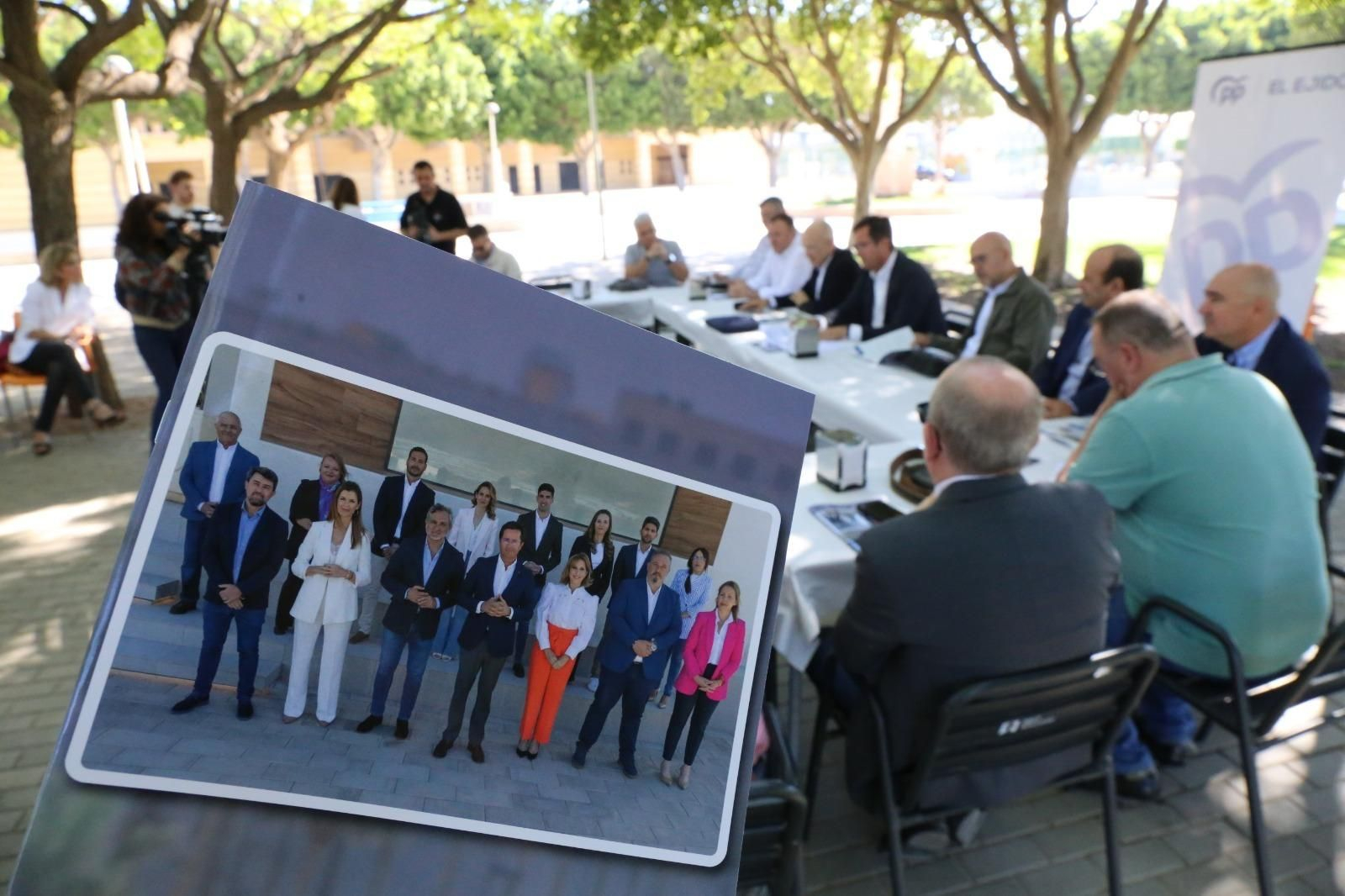 Las imágenes de la presentación del programa electoral del PP de El Ejido